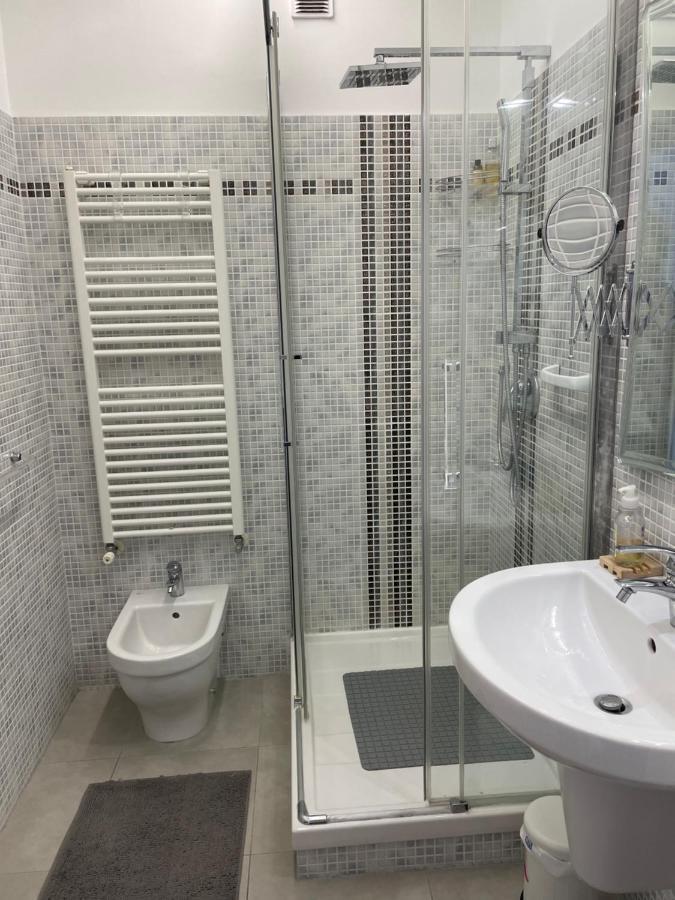 Aux Portes De Monaco Superbe T3 Vue Mer 罗克布吕讷-卡普马丹 外观 照片
