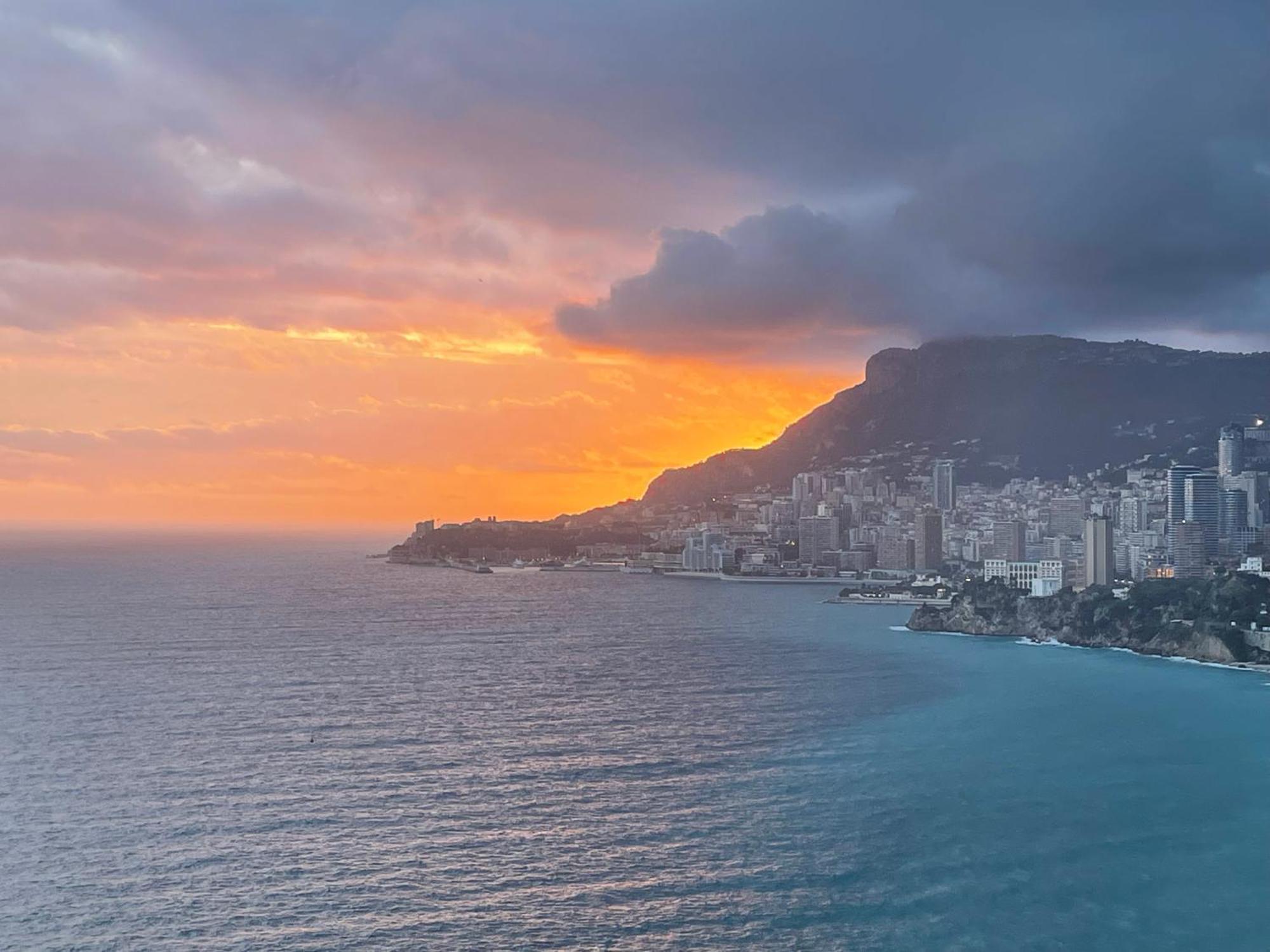 Aux Portes De Monaco Superbe T3 Vue Mer 罗克布吕讷-卡普马丹 外观 照片
